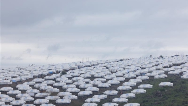 Des milliers de vies en exil : le Burundi débordé par la détresse congolaise